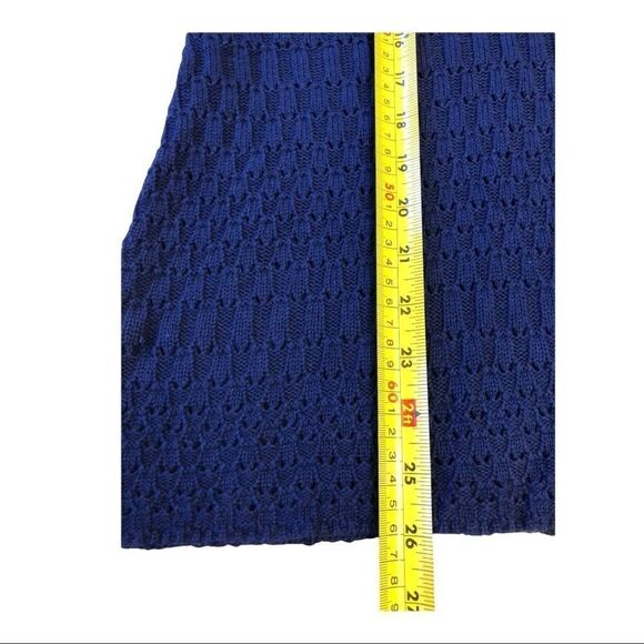 calvin Klein Jeans V-Neck Long Sleeve Sweater EUC - Picture 5 of 7